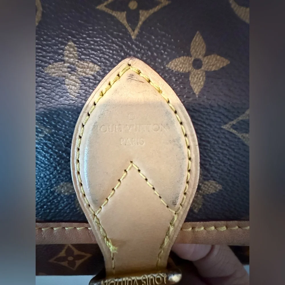 LOUIS VUITTON Monogram Diane (read description) - Picture 11 of 17